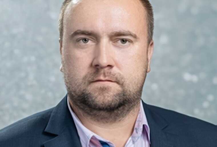 Суд признал бывшего депутата Тулуна Сергея Романенко виновным в мошенничестве с квартирами на 6,5 миллиона рублей