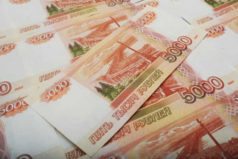 Диплом за 250 тысяч обернулся мошенничеством: «Среда обучения» не вернула деньги 200 студентам