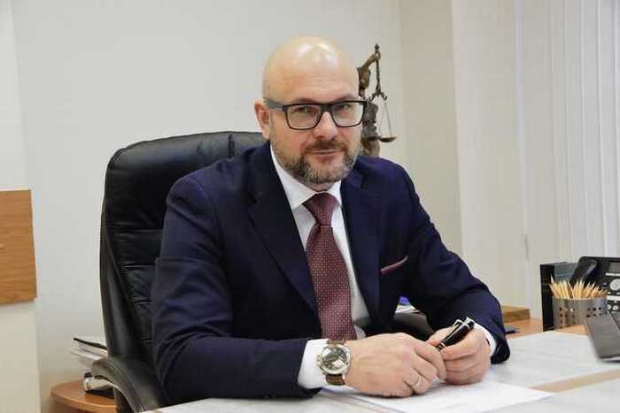 Евгений Комиссаров назначен председателем Тверского суда Москвы на фоне скандальных связей с ОПГ Джако