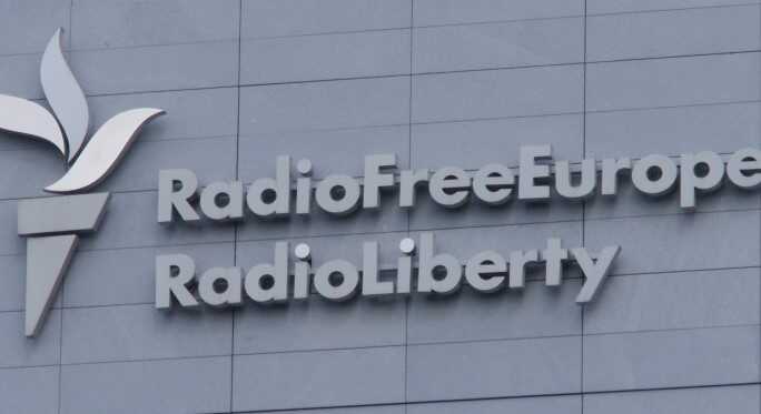 Kazakh court upholds ban on Radio Azattyq journalists’ work